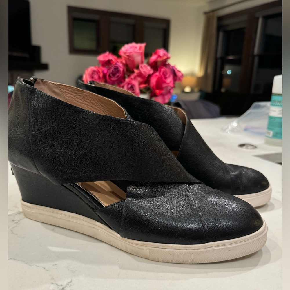 Linea Paolo Wedge